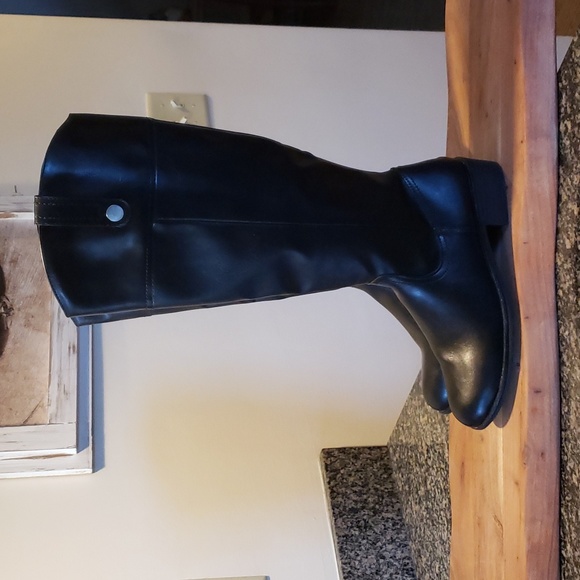 St John's Bay Boot - Picture 6 of 15